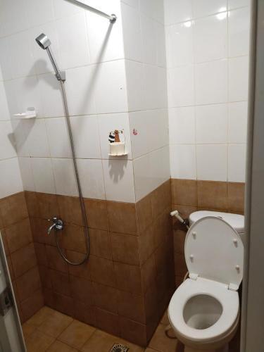 Джакарта: apartemen 2 bed room green pramuka city