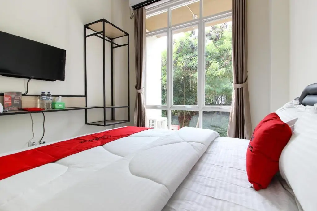 Батуретно: RedDoorz near Jogja City Mall 3