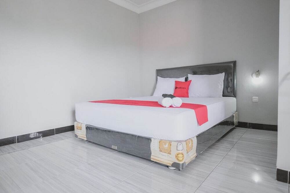 Джамби: RedDoorz Syariah near Kantor Walikota Jambi