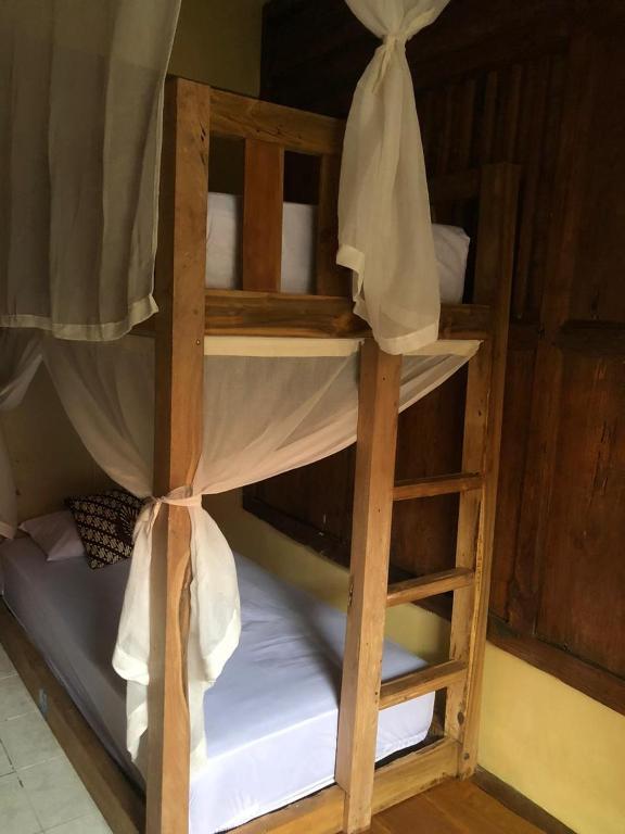 Чангу: Wave and Chill House Hostel Raya Canggu