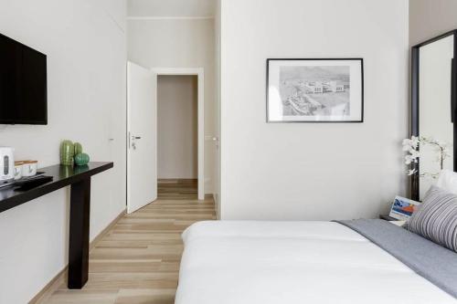 Джакарта: Spacious Private Ensuite Room for 3 people