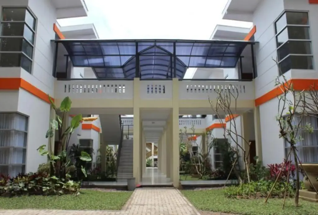 Мадиун: Eboni Guest House Madiun