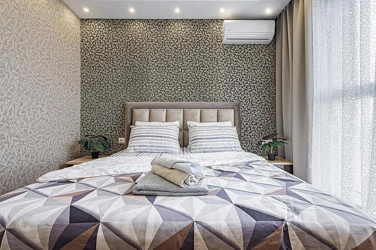 Краснодар: NEW-Loft Apart, самый ЦЕНТР! ул. Красная176, до 4 гостей