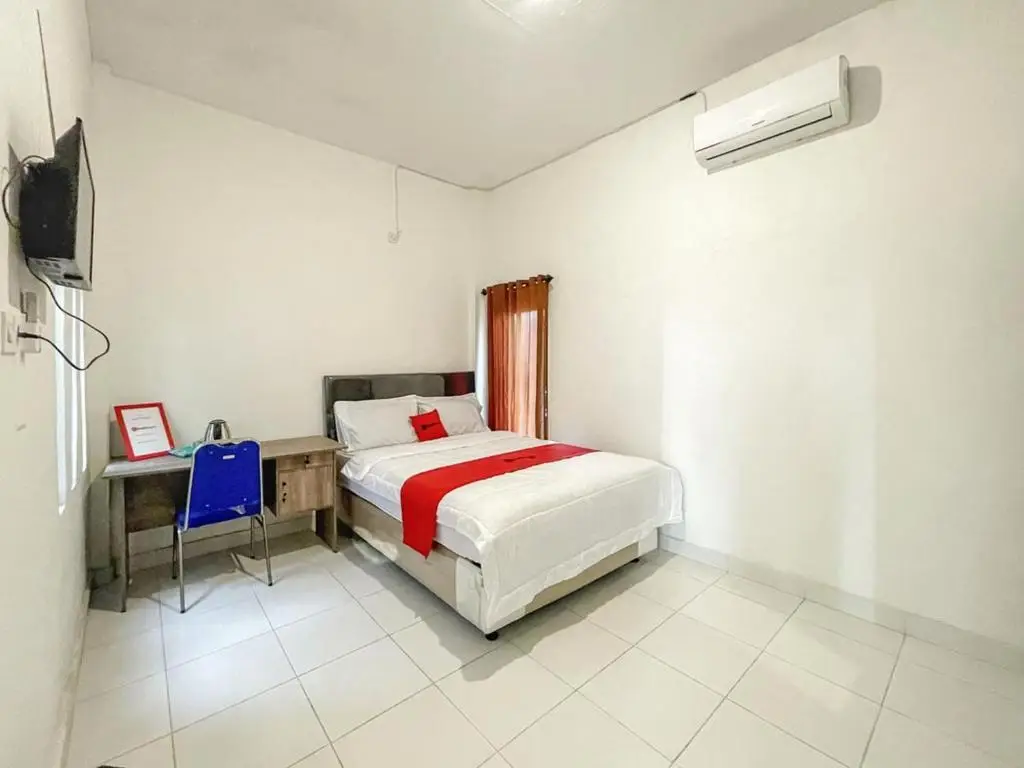 Матарам: RedDoorz near Siloam Hospital Mataram