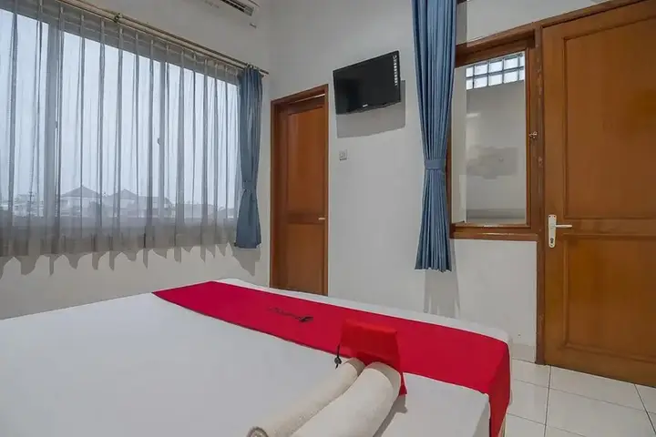 Бандунг: RedDoorz near Setrasari Mall