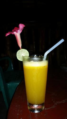 Готонг Ройонг: Batu Kapal Guest House & Jungle trekking