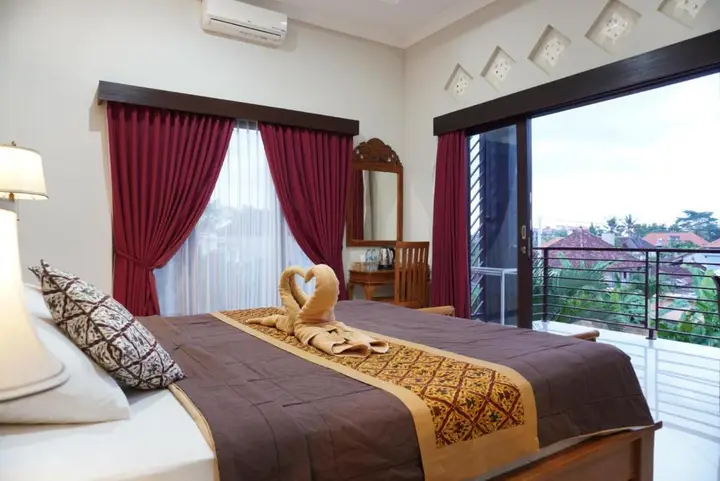 Убуд: Puri Bisma Ubud - 4 Bedroom PRIVATE VILLA - 10 min walking to Ubud Center