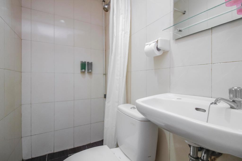 Бекаси: Reddoorz Plus Near Galaxy Bekasi
