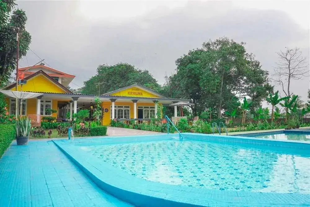 Сизаруа: Residences By Reddoorz Near Taman Safari