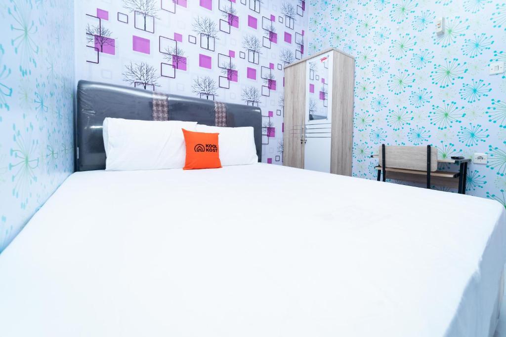 Джакарта: Koolkost at Menceng Raya - Minimum Stay 30 Nights