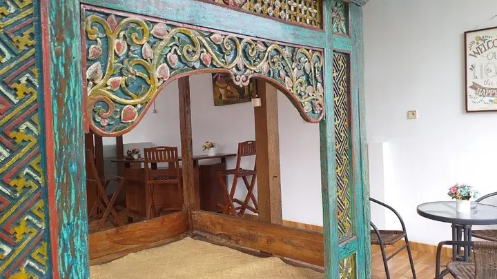 Джокьякарта: Surokarsan 9 House Yogyakarta
