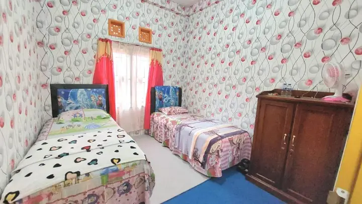 Букиттинги: Penginapan Syariah Dhifa Indonesian only