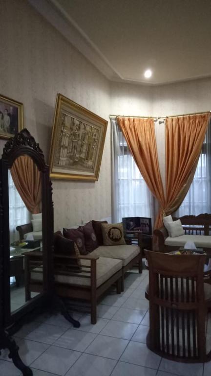 Маланг: Nusin 54 Homestay