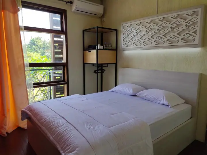 Чиребон: De Hanami Homestay @Sapphire