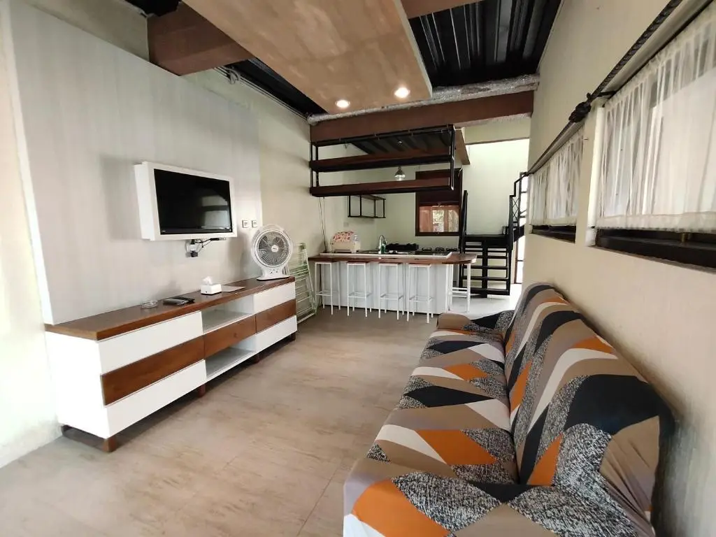 Чиребон: De Hanami Homestay @Sapphire