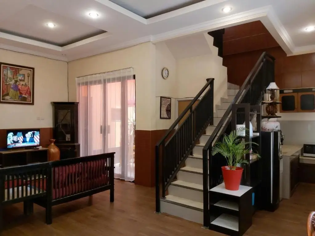 Тангеранг: Tama Guesthouse 15 People for Family Or Group