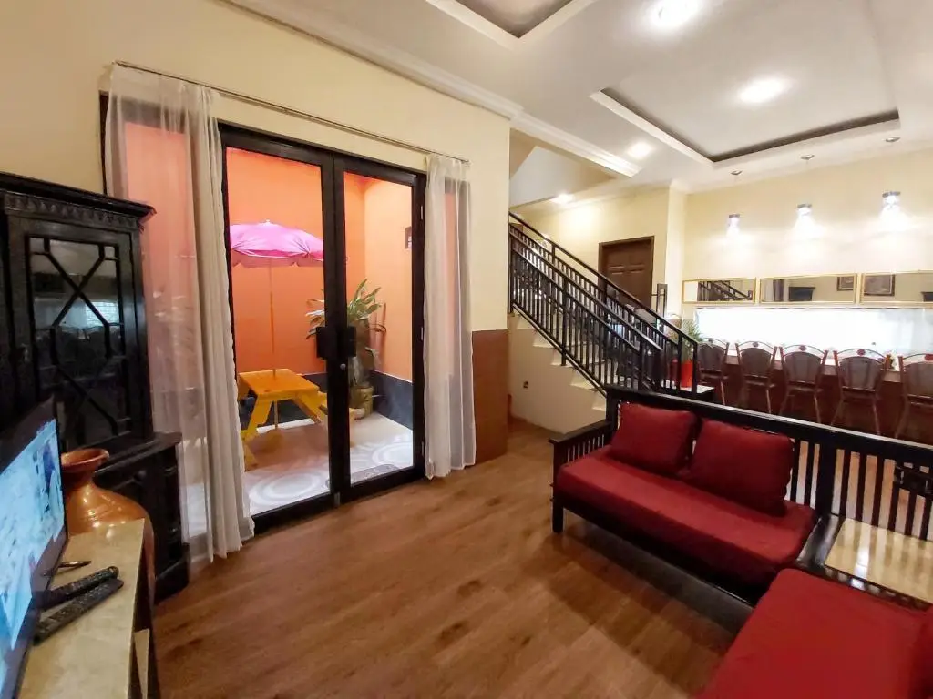 Тангеранг: Tama Guesthouse 15 People for Family Or Group