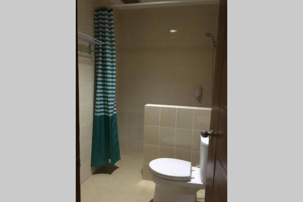 Джокьякарта: Awana Dream 4 bedrooms house , 5min to Alun Alun, Kraton, Malioboro bdc