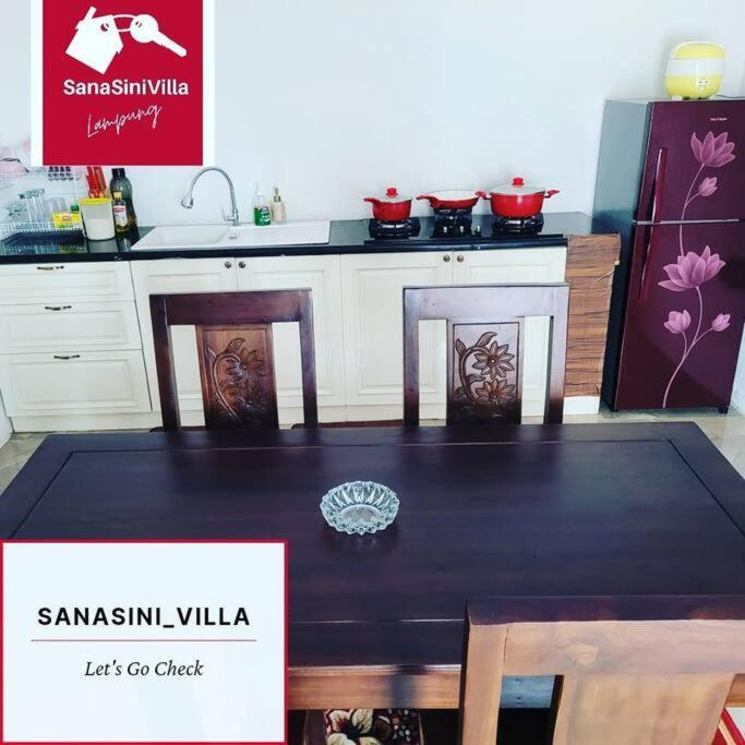 Бандар-Лампунг: Comfortable 3 Bedrooms House Villa @Bandar Lampung