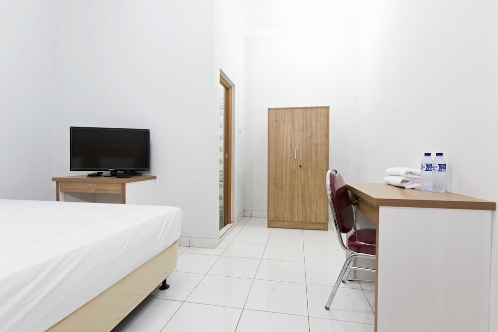 Джакарта: RedDoorz near Percetakan Negara