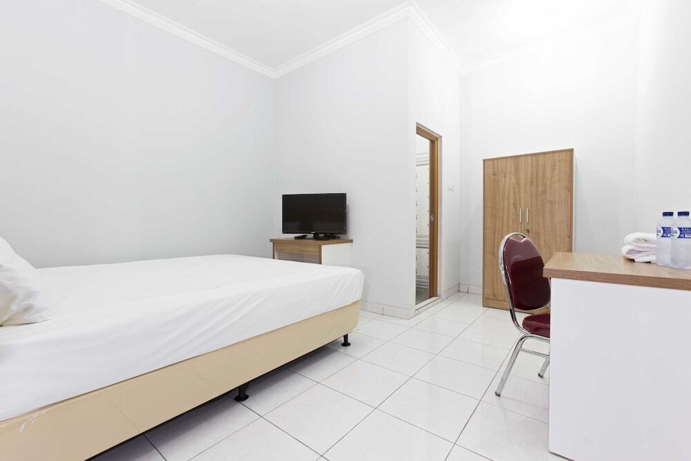 Джакарта: RedDoorz near Percetakan Negara