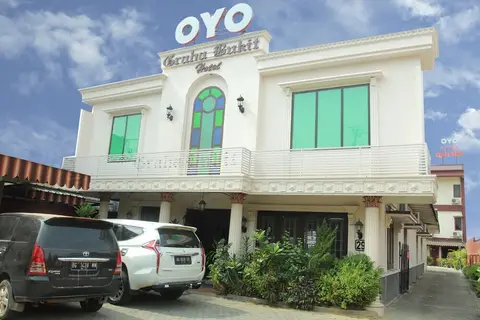 OYO 140 Hotel Graha Bukit Syariah — фото 1