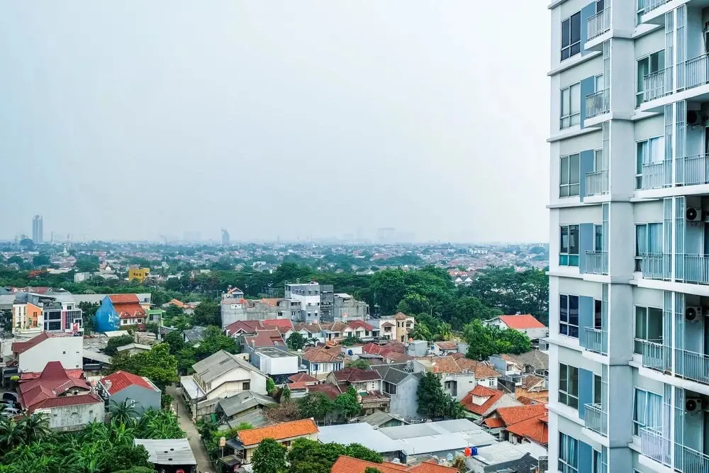 Южный Тангеранг: Modern and Chic Studio Altiz Bintaro Residence