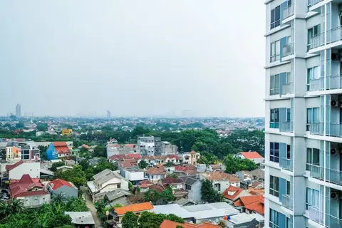 Modern and Chic Studio Altiz Bintaro Residence — фото 1