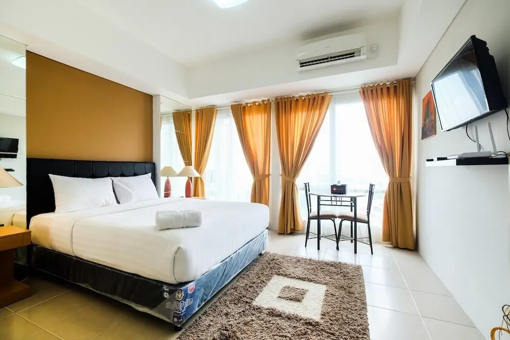 Южный Тангеранг: Modern and Chic Studio Altiz Bintaro Residence