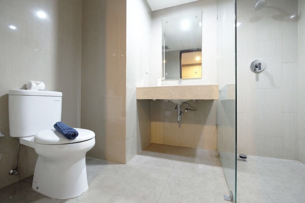 Джакарта: Modern Studio The H Residence near MT Haryono