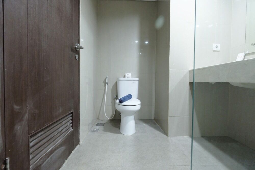 Джакарта: Modern Studio The H Residence near MT Haryono