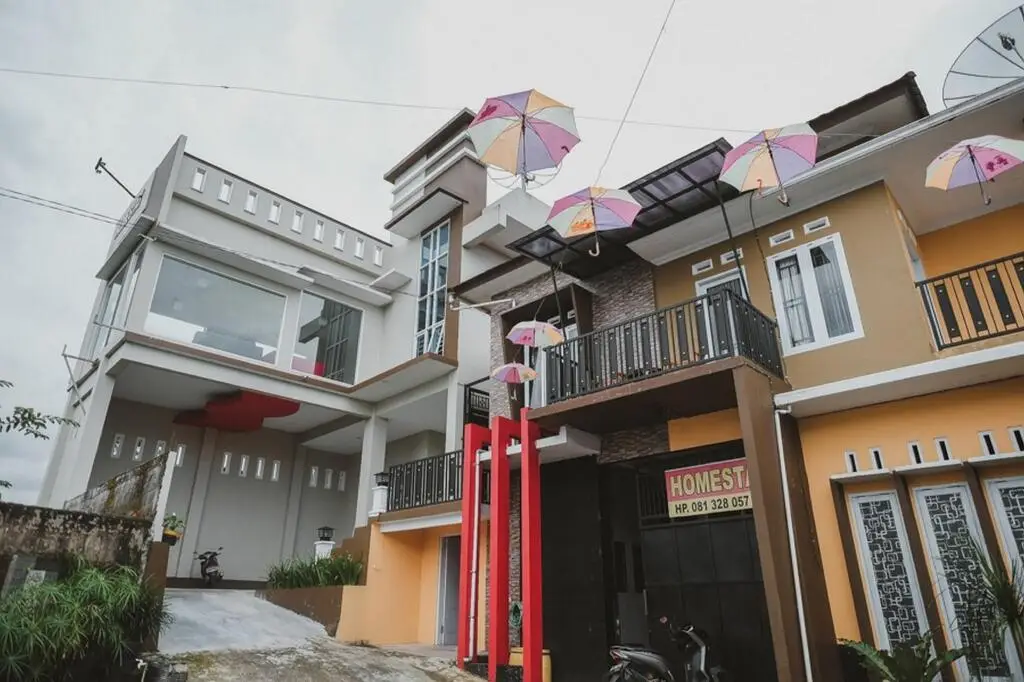 Вонособо: RedDoorz Syariah @ Jalan Dieng