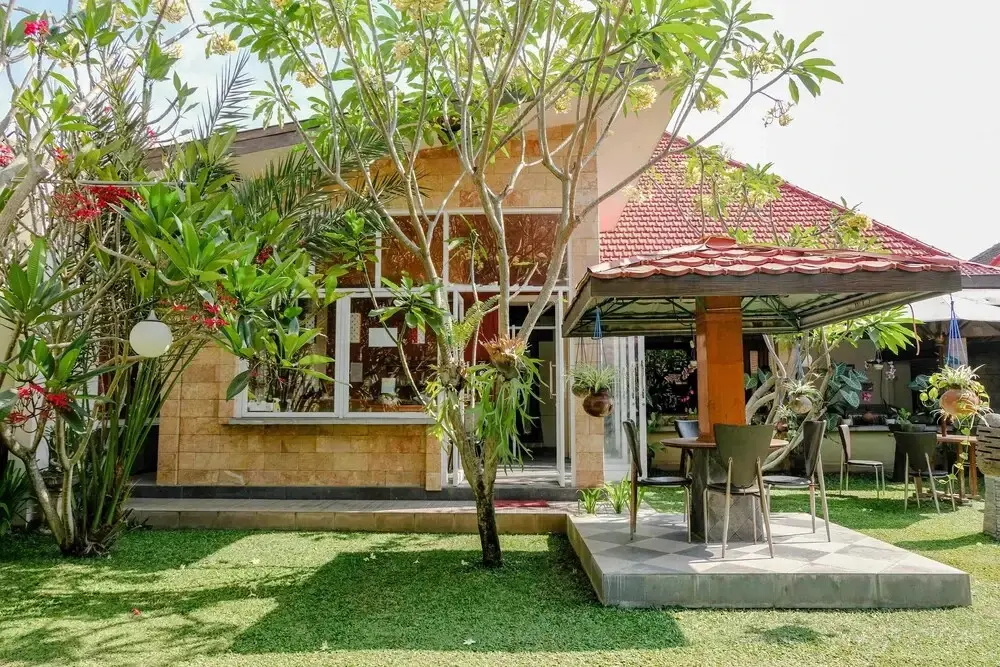 Понорого: OYO 1190 Ndalem Katong Guest House