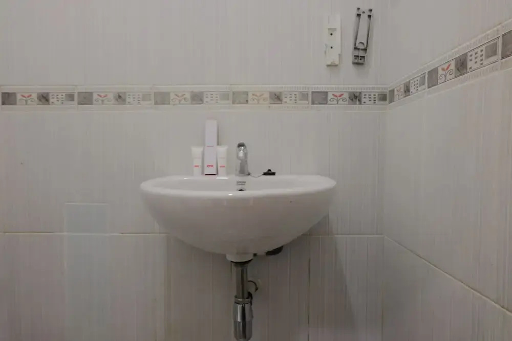 Понорого: OYO 1190 Ndalem Katong Guest House