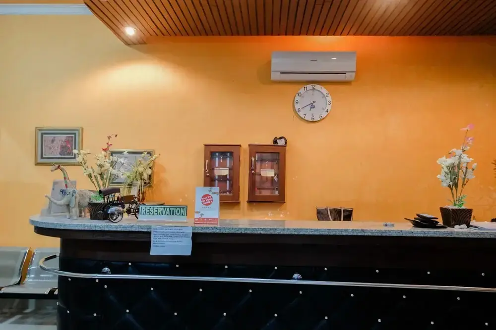 Понорого: OYO 1190 Ndalem Katong Guest House