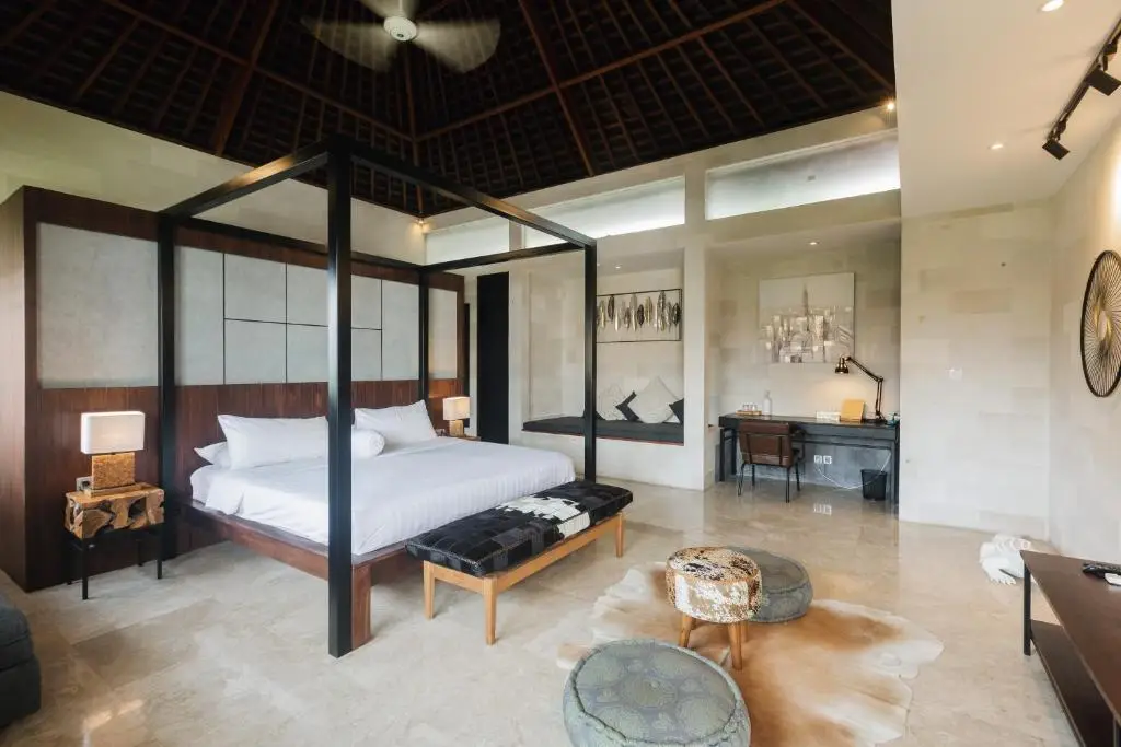 Чангу: Villa Tamarind - NY Loft style Town House, 5min walk to Echo Beach