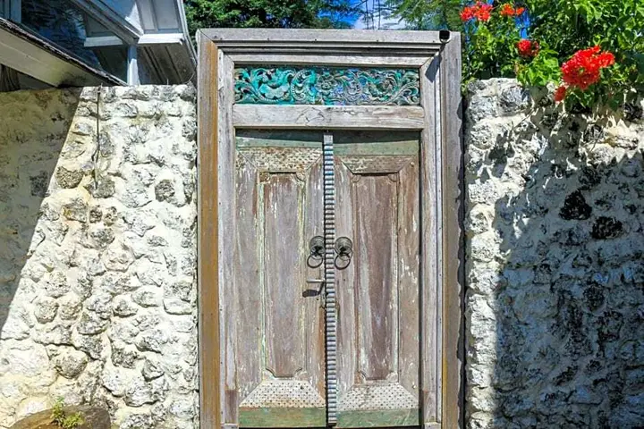 Джимбаран: Chanteak Bali - White House 2