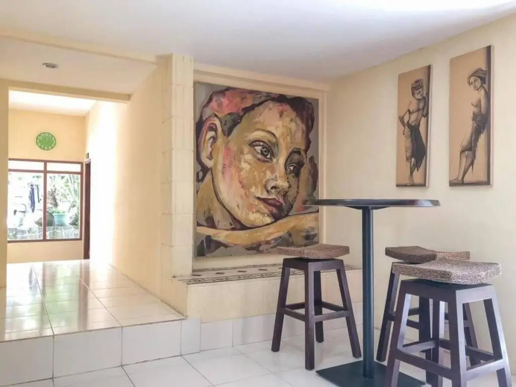 Сизаруа: Bens Homestay Cisarua