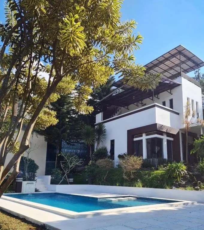 Villa Alessa Puncak — фото 1