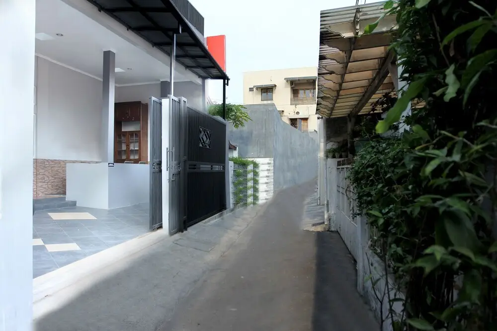 Джакарта: OYO 121 Ayub Residence Syariah