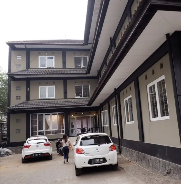 Бандунг: Home at 33 B&B