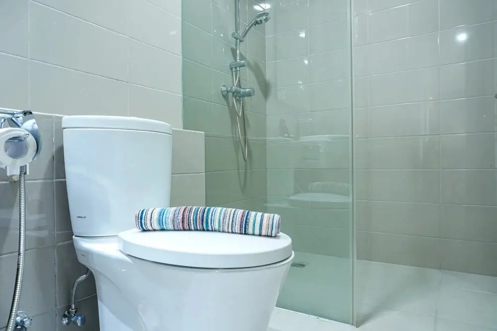 Джакарта: Elegant and Beautiful 2BR at Citra LakeSuites Apartment
