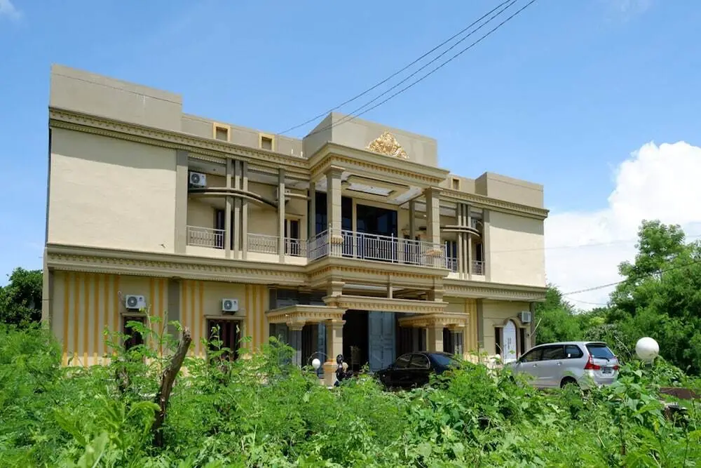 Баубау: RedDoorz near Betoambari Airport Bau Bau