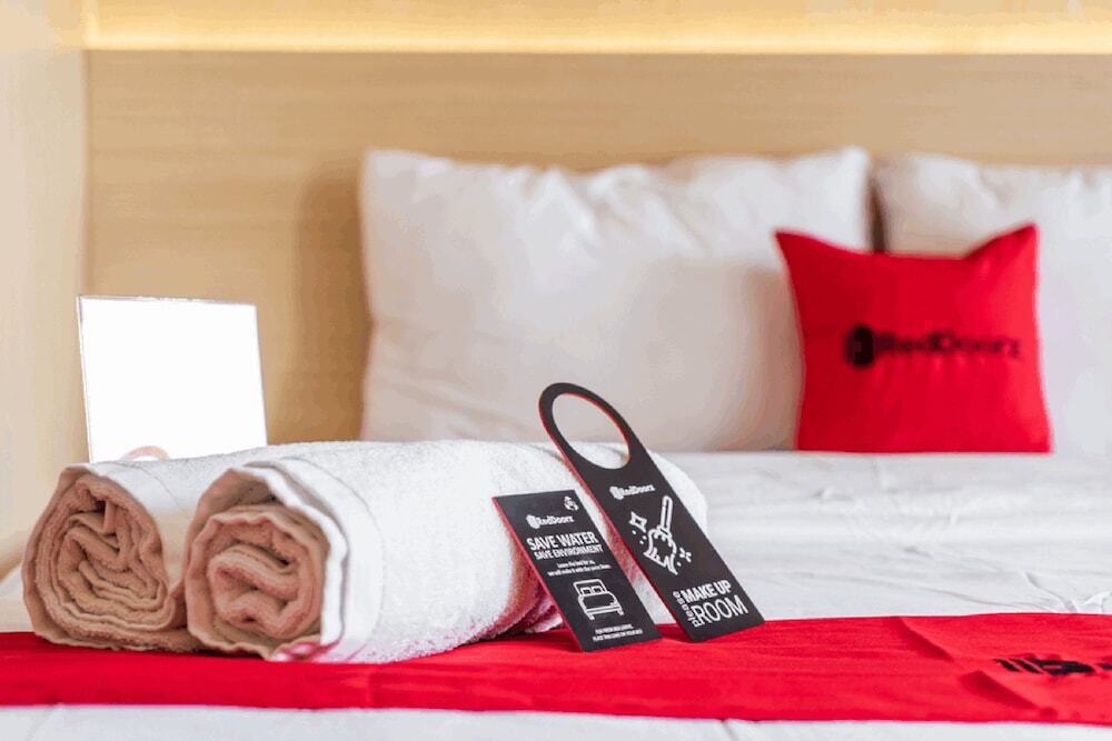 Тангеранг: RedDoorz Apartment @ Ayodhya Tangerang