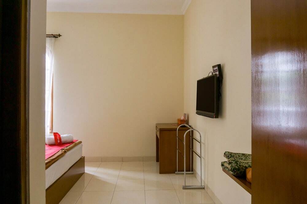 Батуретно: RedDoorz Syariah near Poltekkes Kemenkes Yogyakarta