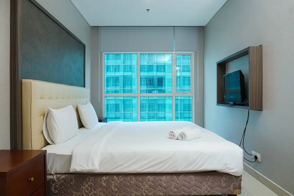 Джакарта: 2BR Apartment at Central Park Residence near Mall