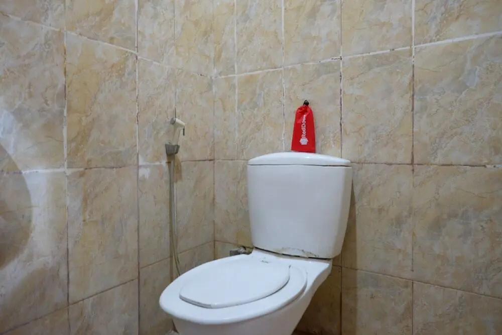 Баубау: RedDoorz near Kamali Beach Bau Bau