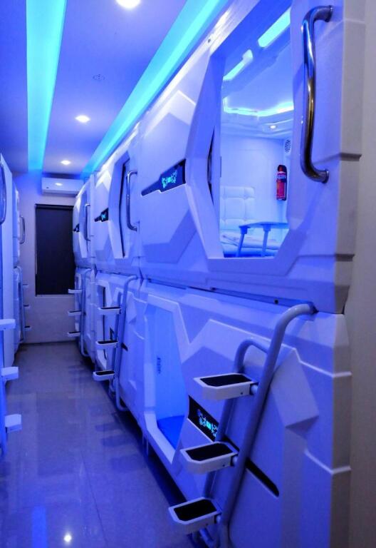 Медан: RedDoorz Hostel @ Capsule Inn Medan