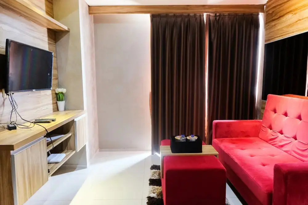 Южный Тангеранг: Modern Furnished 1 BR @ The Accent Condominium Apartment