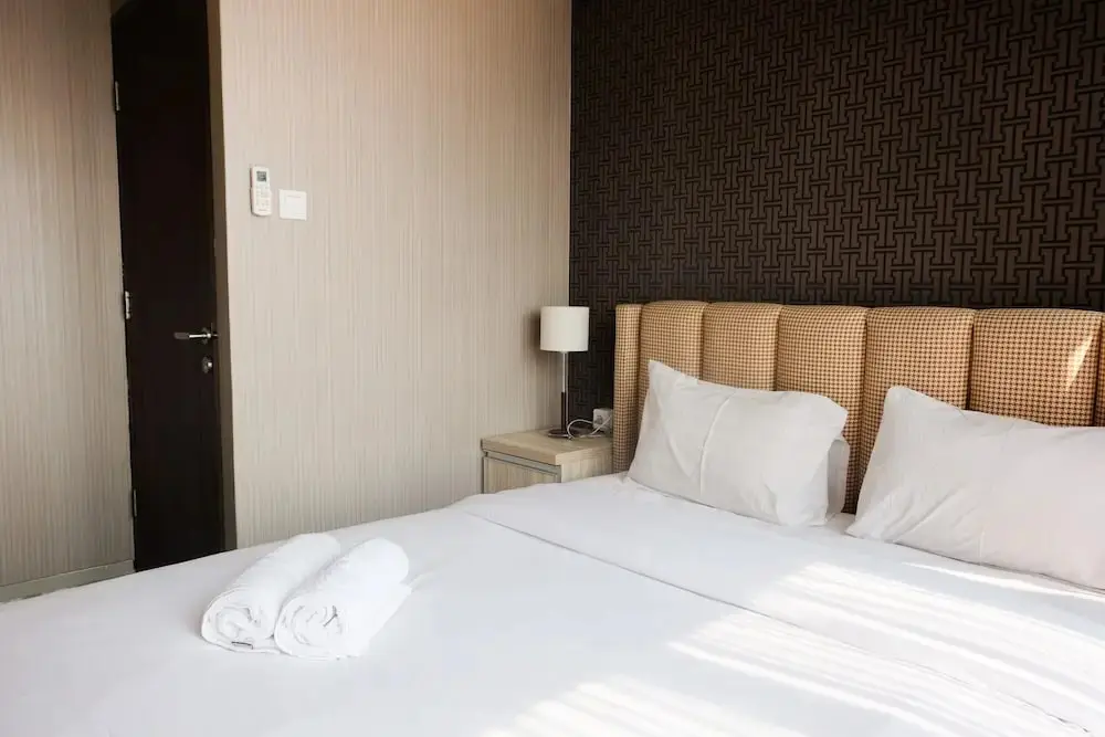 Южный Тангеранг: Modern Furnished 1 BR @ The Accent Condominium Apartment